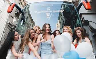 Аренда Свадебного Автобуса: Комфорт и Элегантность для Вашего События