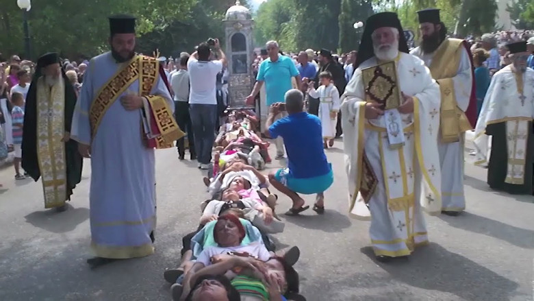 Чудесные исцеления душевнобольных на греческом острове Кефалиния 1