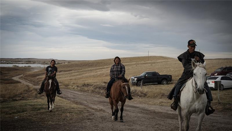 Тени Вундед-Ни: легенда о «Бродяге Сэме» и трагедия Пайн-Ридж