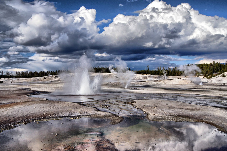 Дыхание Земли: Самые удивительные гейзеры планеты 3