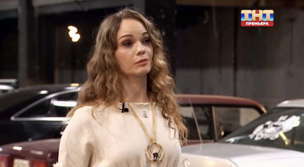 Шоу Битва экстрасенсов 2026, участники, Дженнифер Бьянки