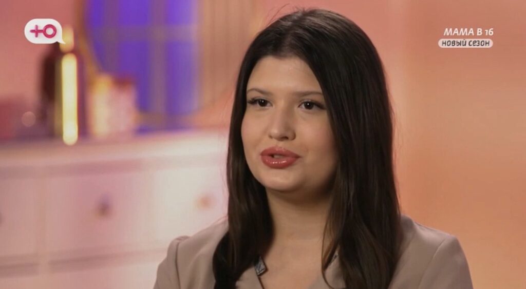 Провалила тест ДНК: как сейчас живут Вика и Антон после шоу «Мама в 16» от 26 ноября — 2