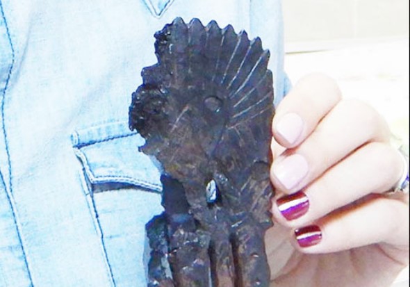 В Новосибирске на раскопках найдена 5000-летняя фигурка человека в перьевом головном уборе 2